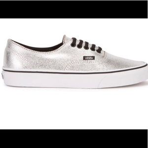 NWOT silver leather Vans Authentic